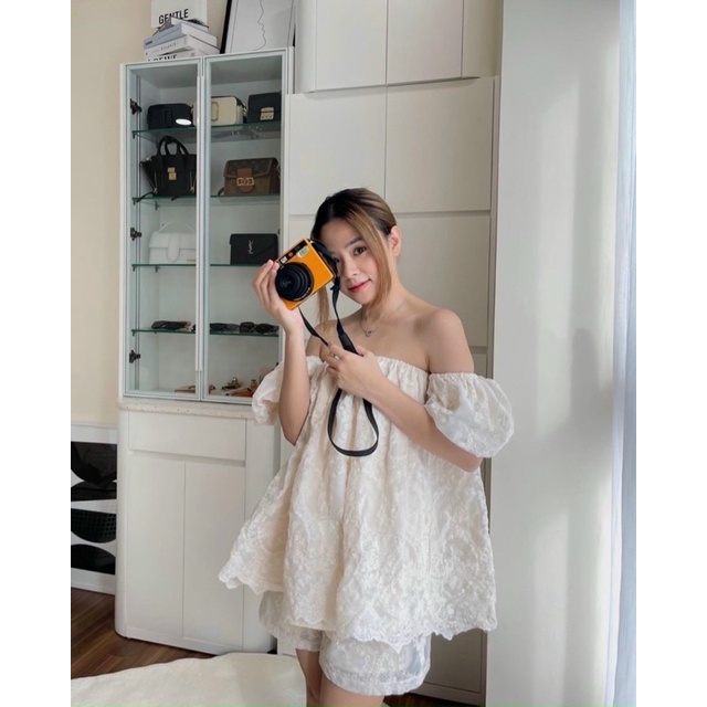 SET ÁO TRỄ VAI + QUẦN SHORT KEM TAFTA