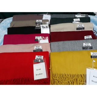 Khăn Acne studios( khăn lông cừu acen xù)