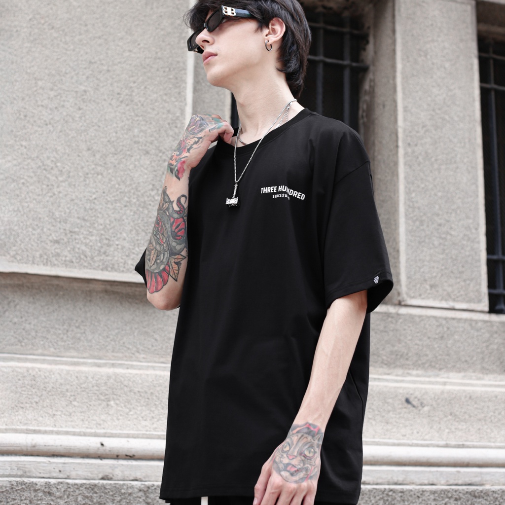 Áo Thun Đen In Chữ Nostalgia Màu Trắng Chất Liệu 100% Cotton Form Rộng Thoải Mái Unisex Nam Nữ