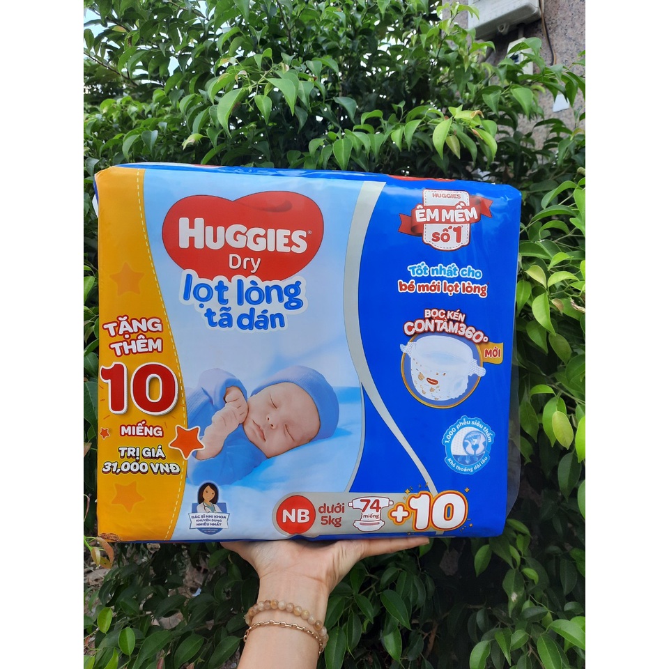 Bỉm dán huggies sơ sinh lọt lòng nb74 miếng tặng kèm 10 miếng,tã dán sơ sinh huggies bé dưới 5kg bọc kén con tằm