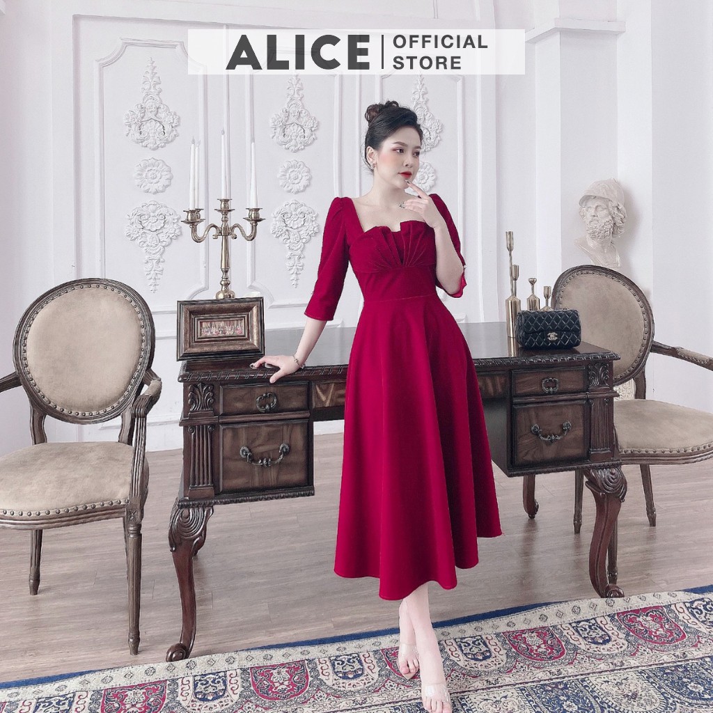 Váy Cổ Vuông Xếp Ly ALICE Thiết Kế Dáng Dài Xòe Thắt Eo Xếp Ly Trước Ngực Tôn Dáng V605