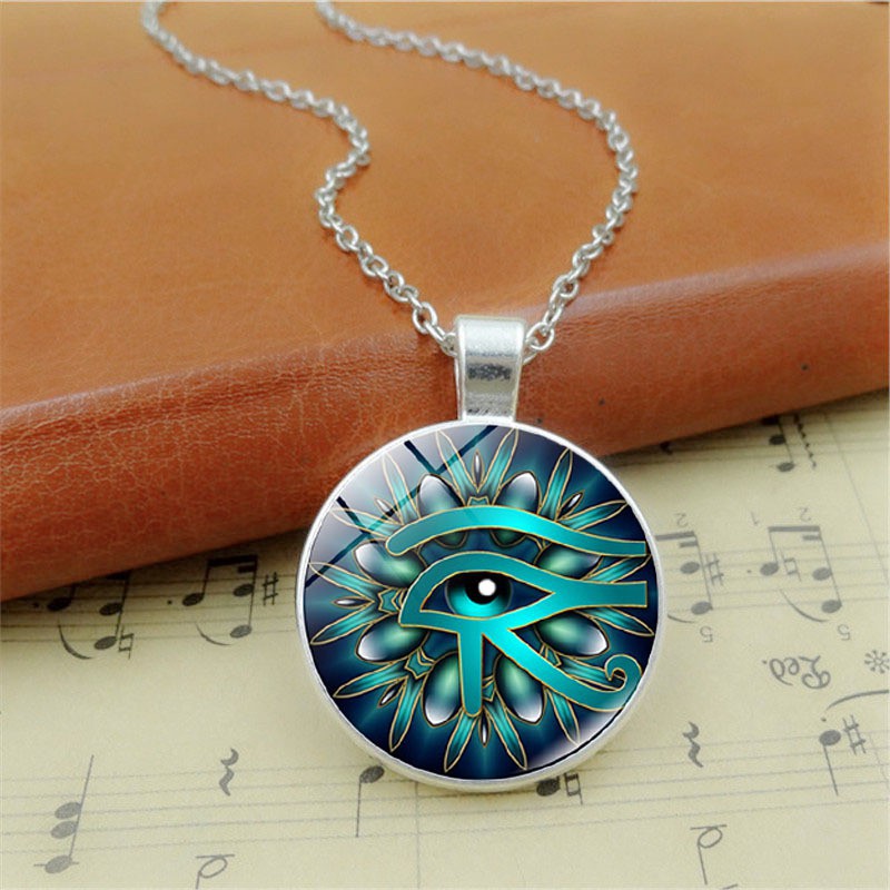 Mặt dây chuyền bằng đá quý của nam giới Vòng cổ Bùa thần Horus Ai Cập cổ đại