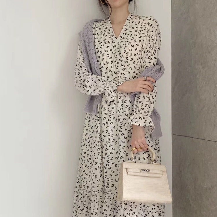 Lovely vintage french bell flower print dress