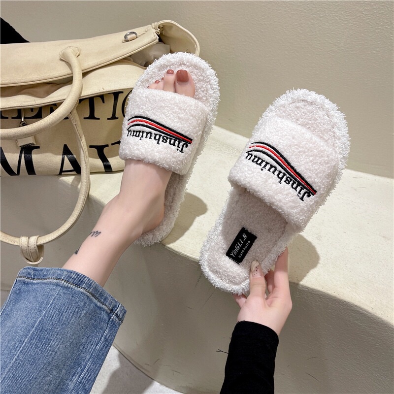 [MUA 1 TẶNG 1] DÉP Lông siêu hot mang êm chân (tặng vớ)
