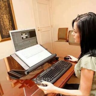 Bàn laptop đa năng