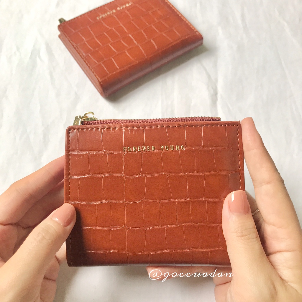 Ví bóp nữ ngắn mini cầm tay Forever Young trơn logo nổi da kẻ caro - Góc của Đan VN63