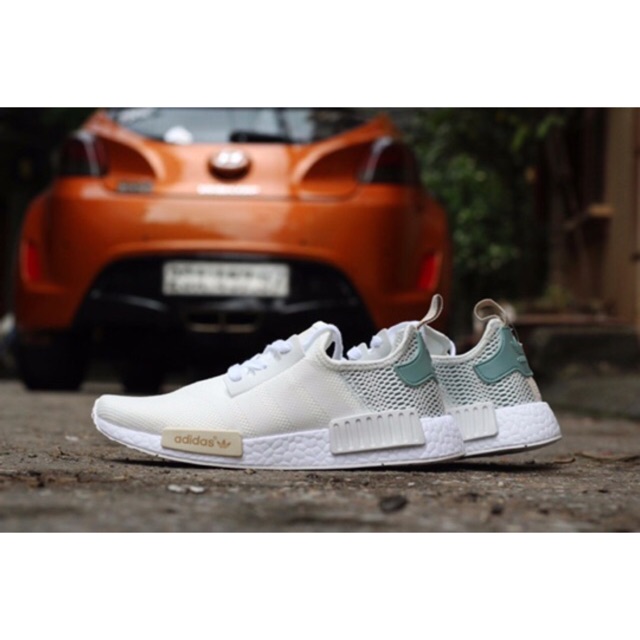 Giày nmd r1 tactile trắng gót xanh - có sẵn