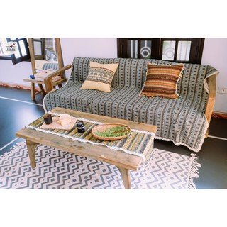 Thảm phủ sofa thổ cẩm may viền ren