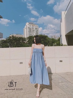 Váy hai dây bo ngực