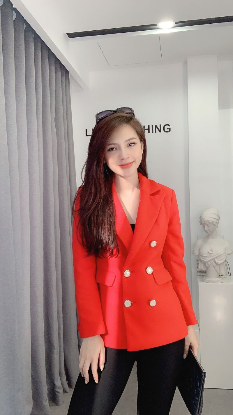 Áo vest nữ công sở Liin clothing màu đỏ phối 6 cúc, thanh lịch, sang trọng V5240 | BigBuy360 - bigbuy360.vn