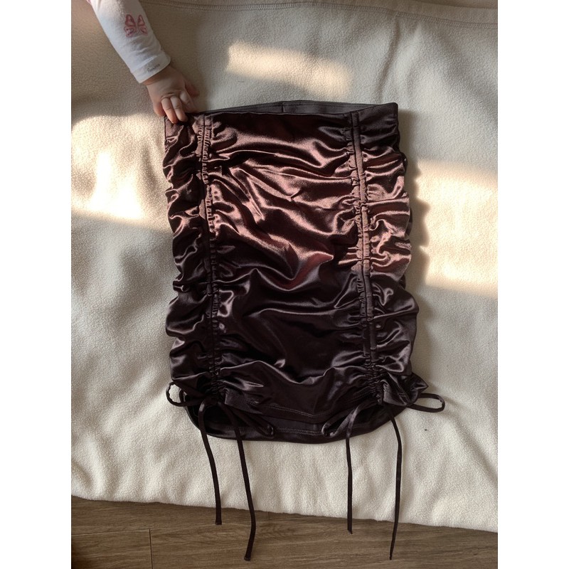 Chân váy rút dây HM săn sale có SẴN