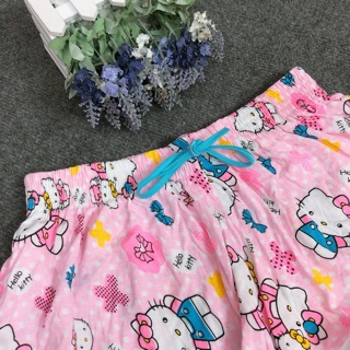 Quần sọt vải HelloKitty