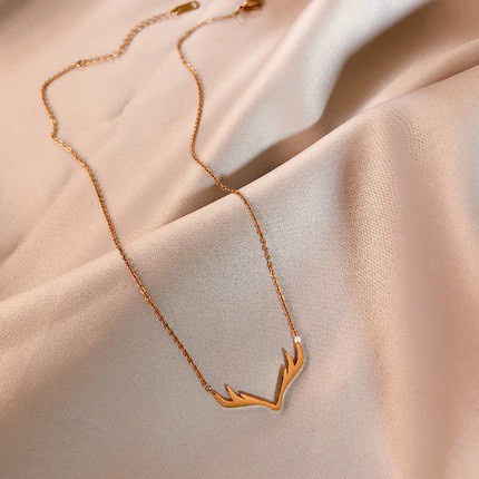 Dây chuyền mặt gạc tuần lộc phiên bản Hàn Quốc bằng thép titan mạ vàng 18k màu vàng hồng