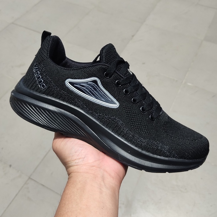 Giày thể thao sneaker nam đen đế đen logo trắng sản phẩm chính hãng bảo hành 1 năm (WN012ĐT)