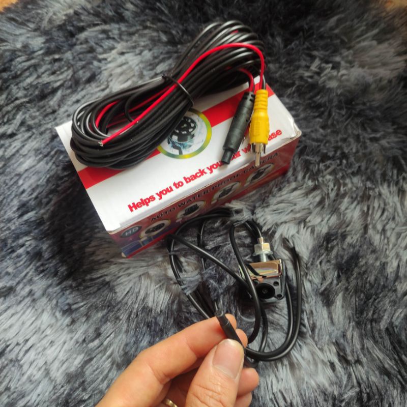 Camera lùi ccd hồng ngoại chống nước 100%