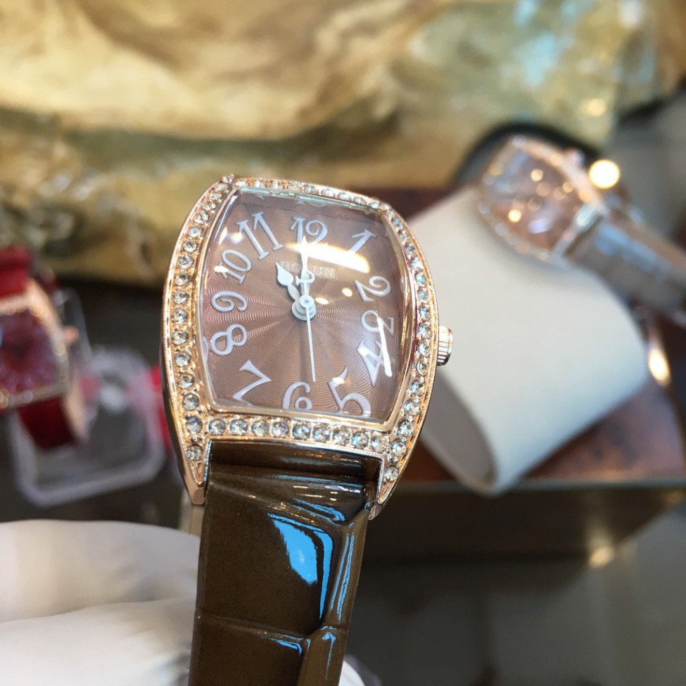 [Mã FAMAYFA2 giảm 10K đơn 50K] đồng hồ dây da nữ BOLUN ,dây mềm đẹp,chống nước 3ATM | BigBuy360 - bigbuy360.vn