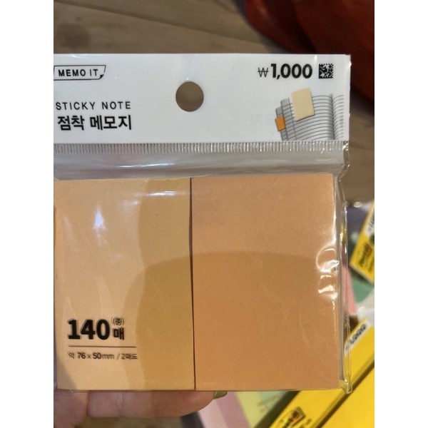 Tổng hợp các loại mẫu note ghi chú nhiều màu sắc dùng trong học tập của Daiso