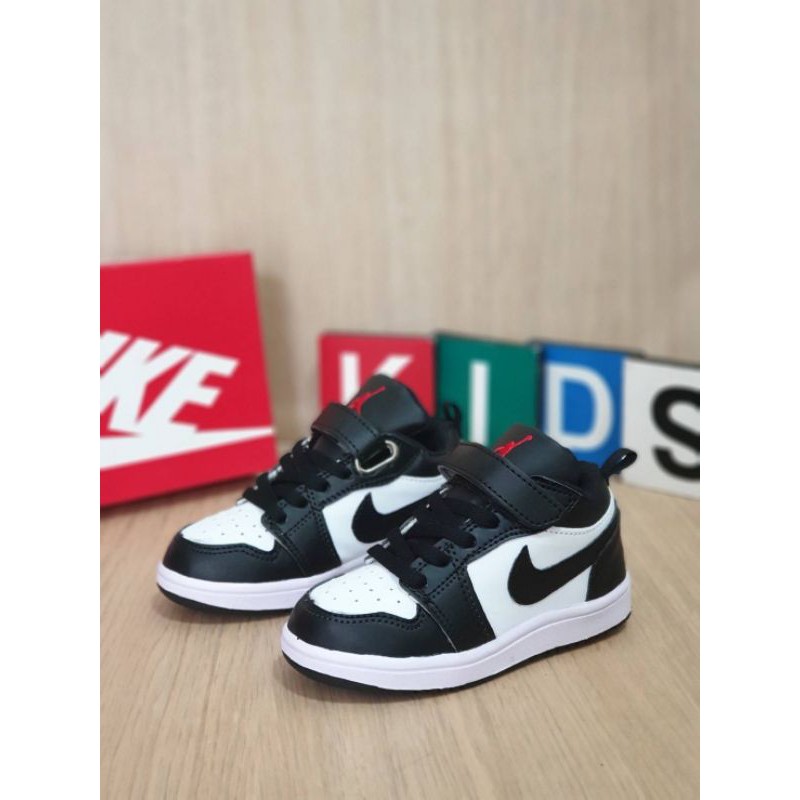 Giày Thể Thao Nike Jordan Thiết Kế Năng Động Trẻ Trung Cho Bé