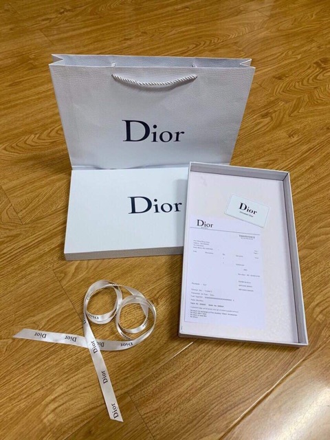 Hộp hãng full box 70k đủ loại.