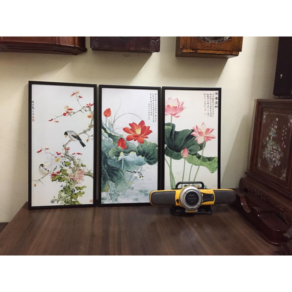 Bộ 3 Tranh Treo Tường Phong Thuỷ Hoa Sen, Liên Hoa Trước Gió ( 35 x 70cm) CV18