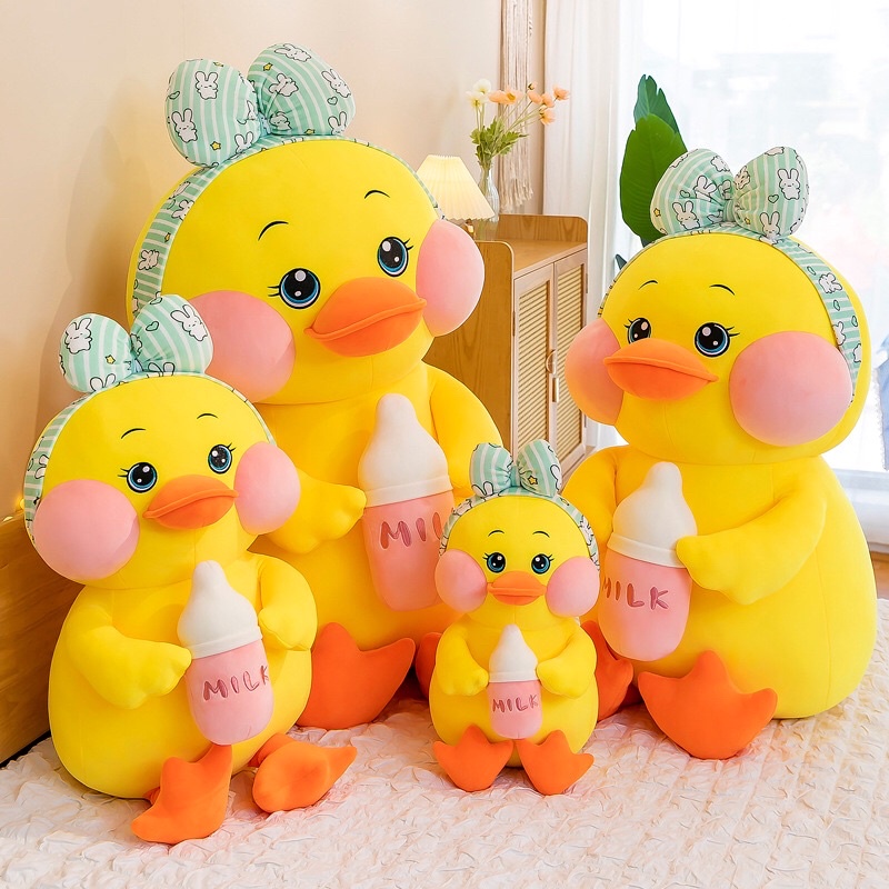 Gấu Bông Vịt Ôm Bình Sữa, Vịt Sữa Đeo Nơ Hàng Chuẩn Mịn Đẹp. Xưởng sỉ Gấu Bông mua lẻ giá sỉ