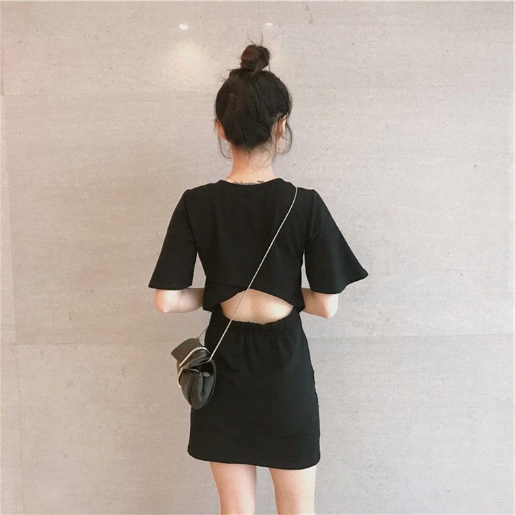 Bộ trang phục đầm thời trang bắt mắt sành điệu cho nữ | BigBuy360 - bigbuy360.vn