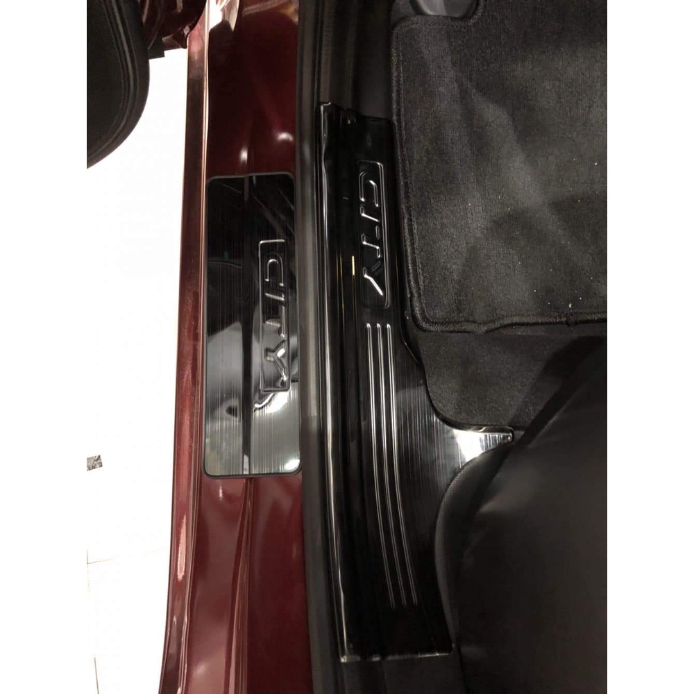 Ốp bậc Cửa Xe Honda City 2015 đến 2020 mẫu titan phay xước