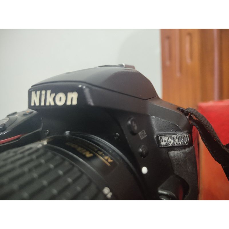 máy ảnh nikon D5300 cũ đã qua sử dụng