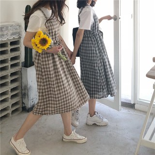 Váy yếm kẻ Hàn Quốc