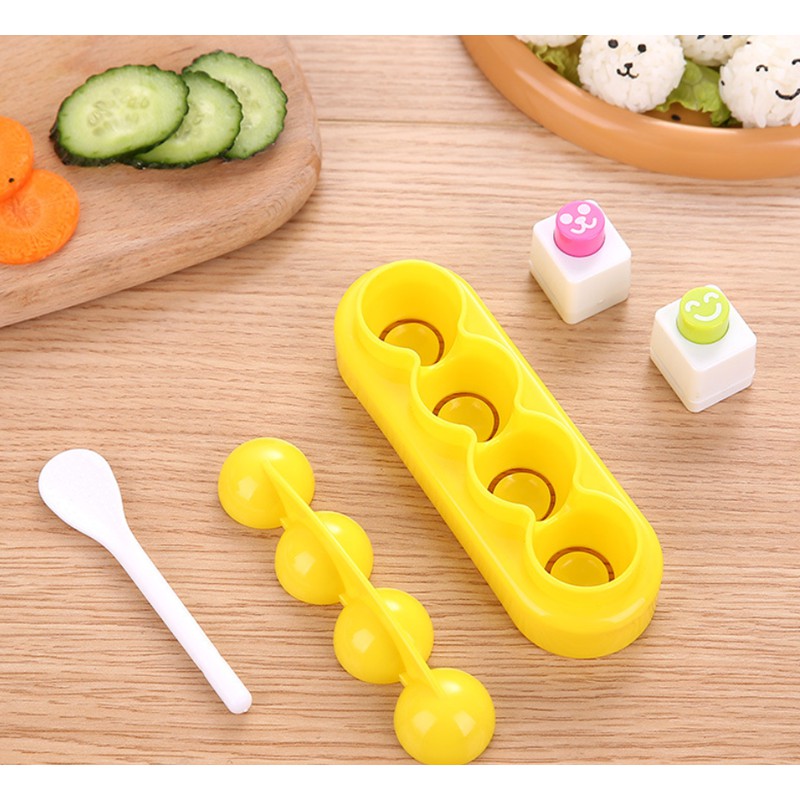 khuôn bento 4 viên kèm 2 máy bấm rong biển tạo mắt mũi