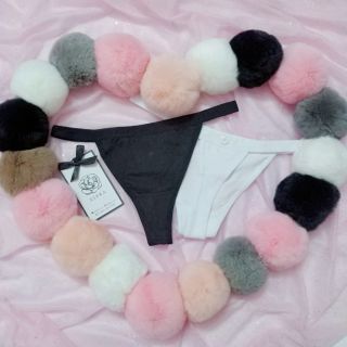 Quần lọt khe cotton (không kèm đuôi thỏ)