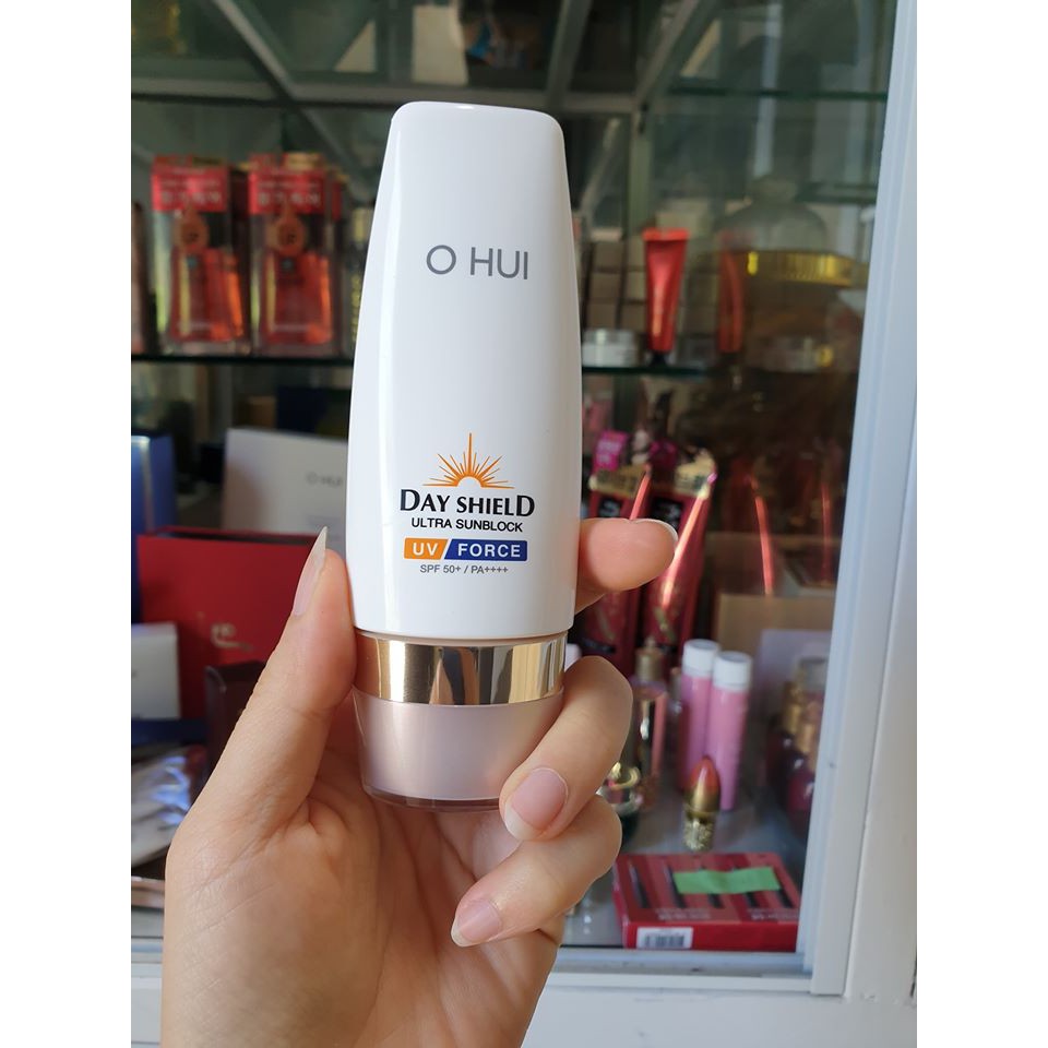 ๓ Kem chống nắng Ohui (Ohui Day Shield Ultra Sunblock UV Force SPF50+/PA++++) ๓