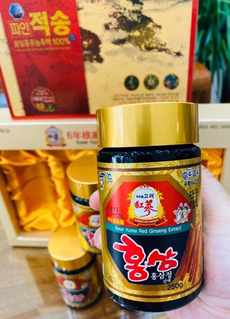 Cao hồng sâm Hàn Quốc 6 năm tuổi ( hộp 4 lọ x 250gr)