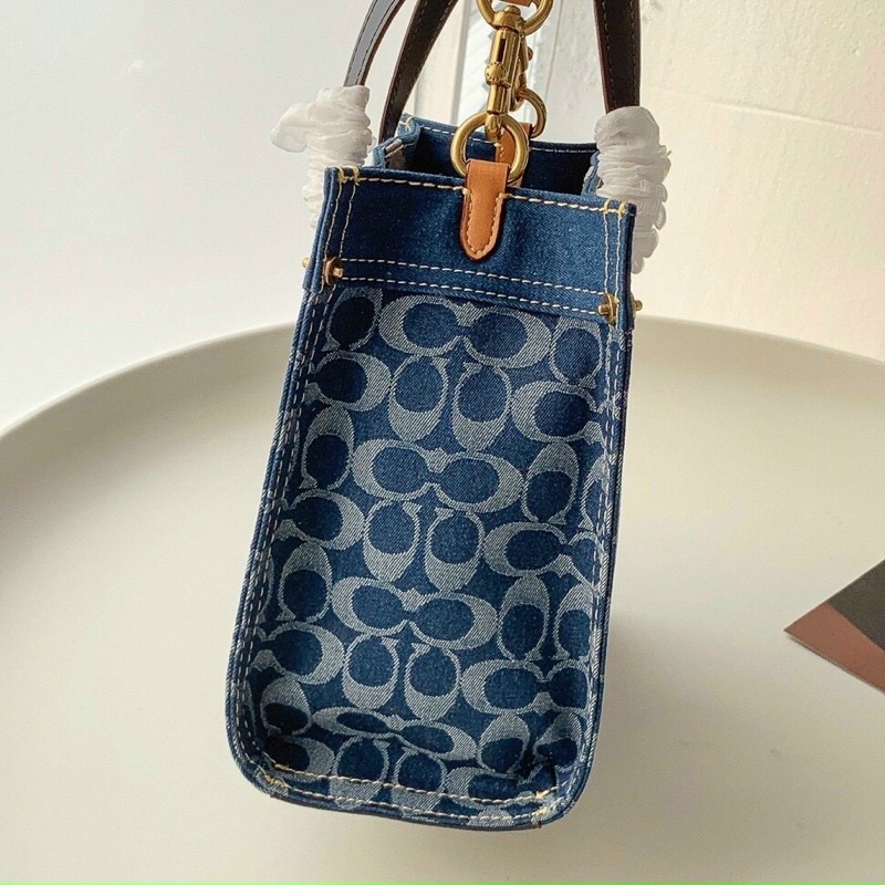 TÚI COACH FIELD TOTE CA580