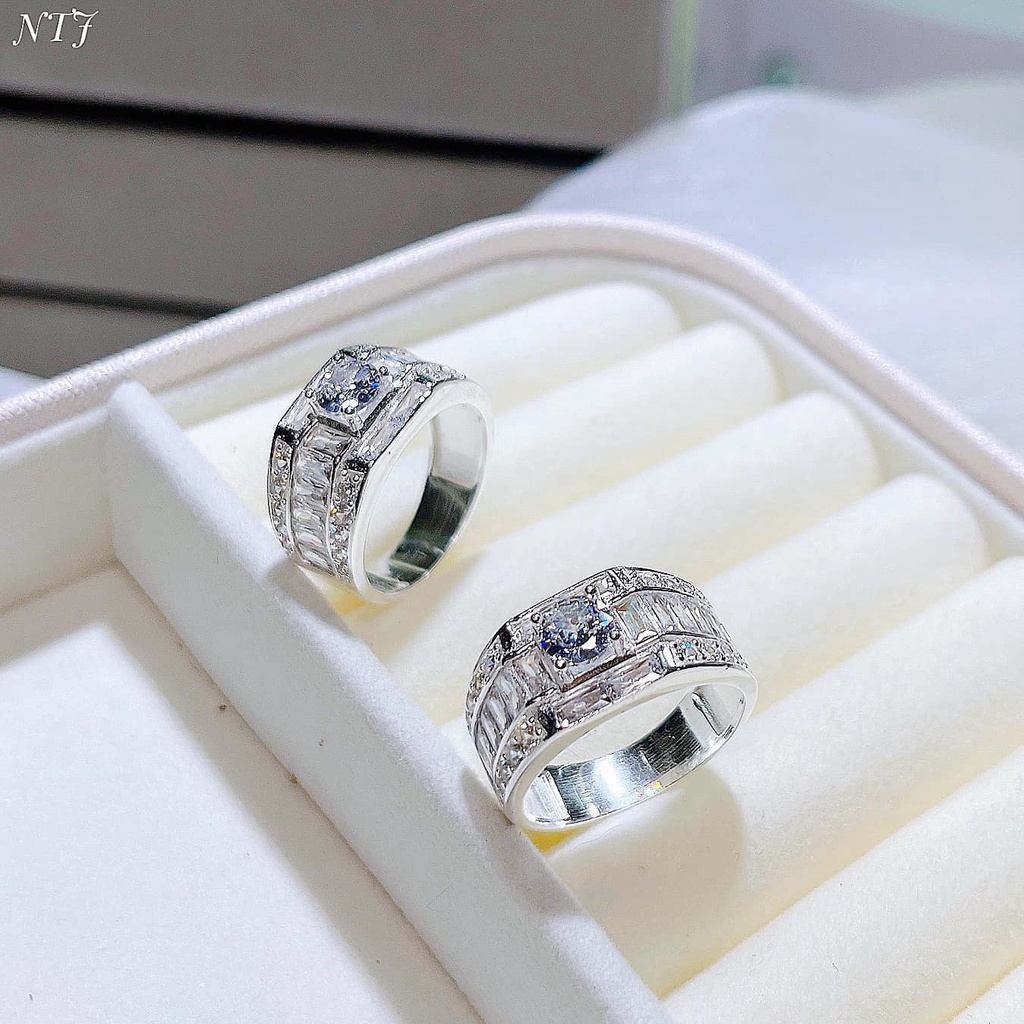 Nhẫn bạc nam đính đá nhỏ