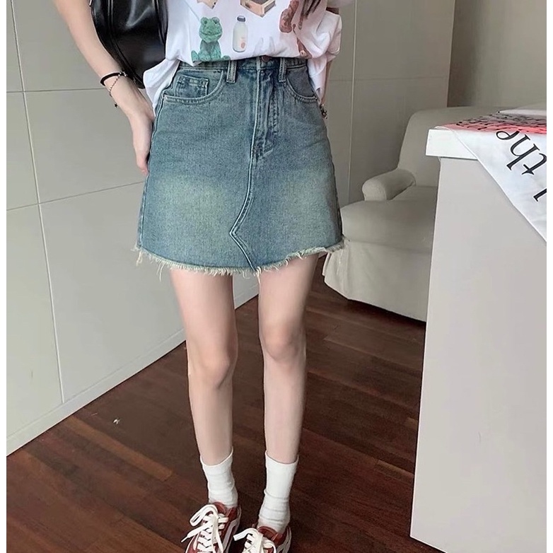 Chân váy A xanh nhạt