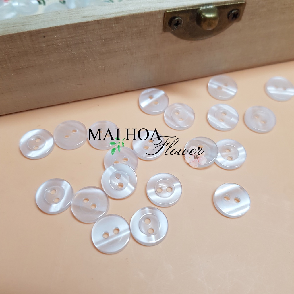 Set 40 Khuy nút cài áo sơ mi, cúc cài áo màu trắng bằng nhựa size 1,1cm, Maihoaflower