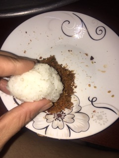 Muối cá lá é đồng bào