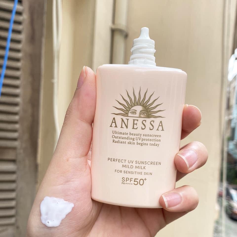 Kem Chống Nắng Anessa Perfect UV Sunscreen Mild Milk SPF50+ PA++++ 60ml