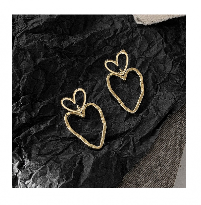 Hoa tai mạ bạc hình trái tim phong cách Hàn Quốc 2023