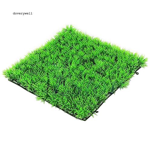 Thảm cỏ nhân tạo bằng nhựa dùng trang trí bể cá