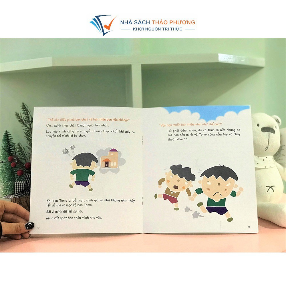 Sách Ehon tương tác độc đáo - Quà tặng cuộc sống: Đang tỏa sáng