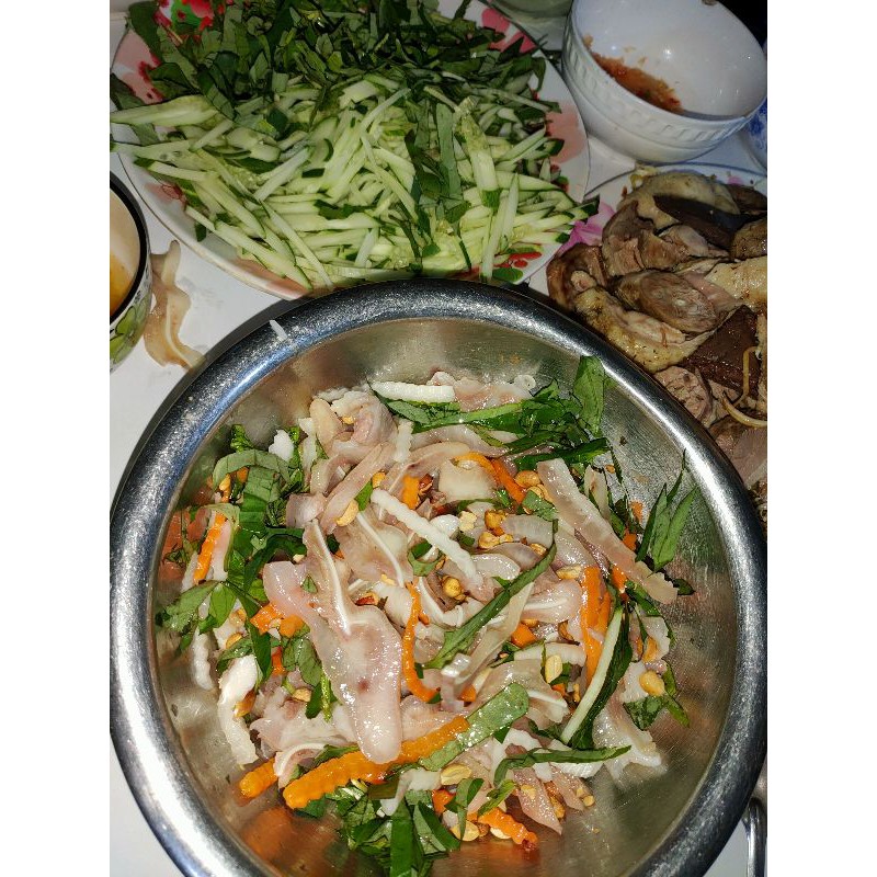 TAI HEO NGÂM CHUA NGỌT