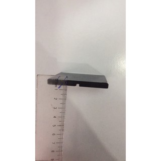 Nam châm rãnh đen KT: 62x53x5mm