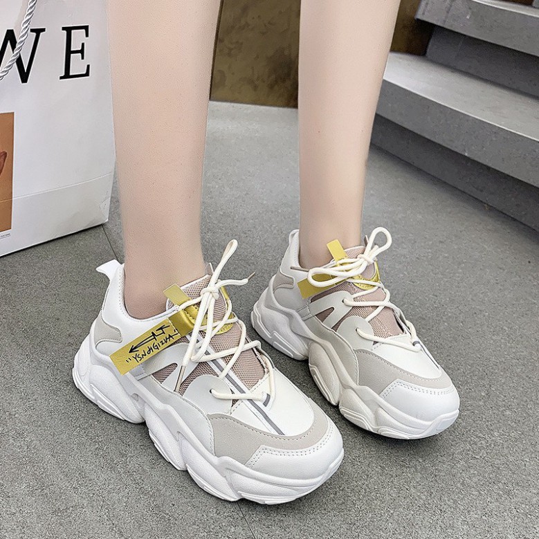 Giày thể thao nữ đế họa tiết mũi tên | BigBuy360 - bigbuy360.vn