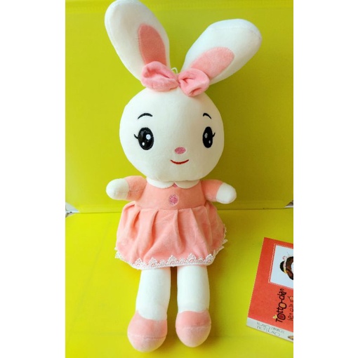 Gấu bông thỏ mặc váy