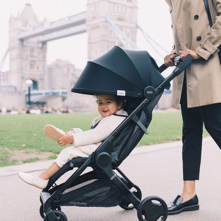 🌈 Xe đẩy gấp gọn siêu nhẹ cho bé Ergobaby Metro cho bé từ 3-22kg, bảo hành chính hãng 12 tháng