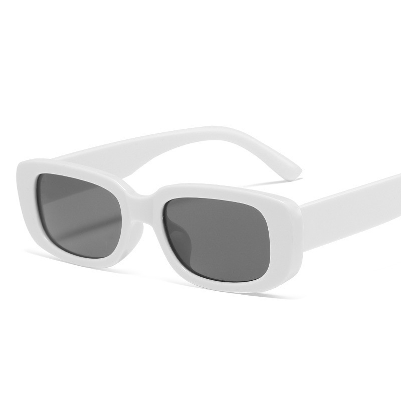 Kính mát gọng oval nhiều màu sắc đáng yêu cho bé