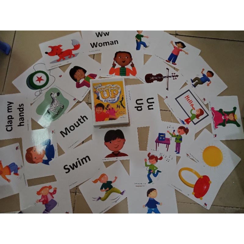 FLASHCARD EVERY BODY UP STARTER ÉP PLASTIC