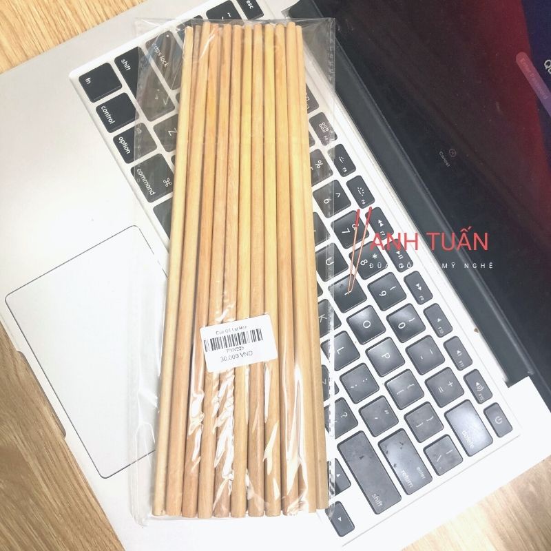 Bộ 10 đôi đũa gỗ Lát Hoa đẹp tự nhiên dùng trong bữa cơm gia đình